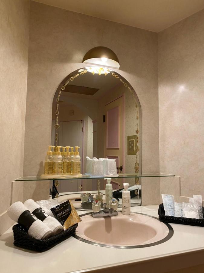 ホテル艶グループ　富津店 Экстерьер фото